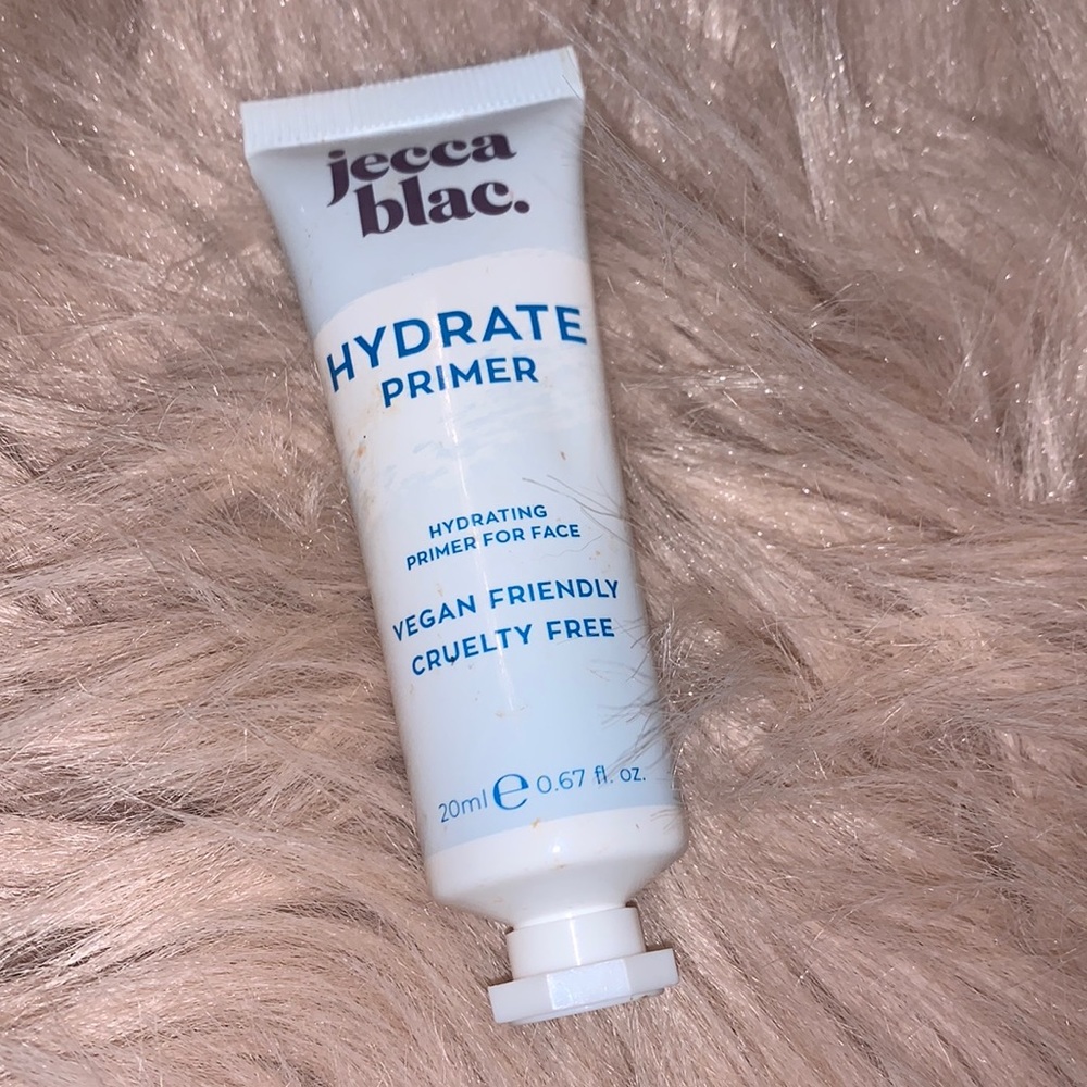 Jecca blac hydrate primer